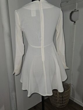mark. Cream Long-Sleeve Blouse with High-Low Hem
